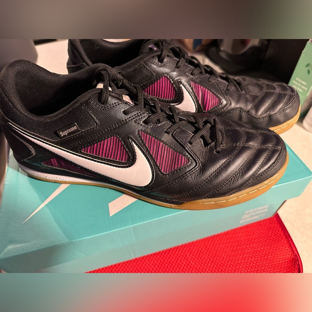 Nike SB Gato QS Supreme mens 11